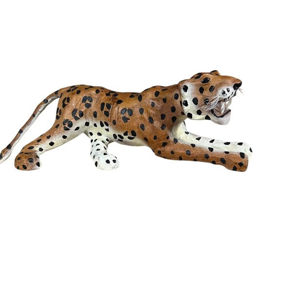 Paper Mache Leopard Figurine With‎ Lifelike Details & Painted Finish - Picture 3 of 9